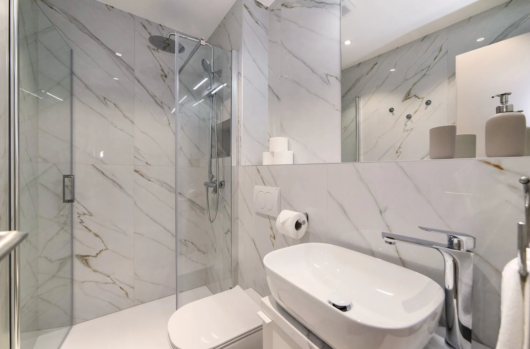 Deluxe Room, Apartman 11, Kupaonica, Good Grace Apartments Zagreb